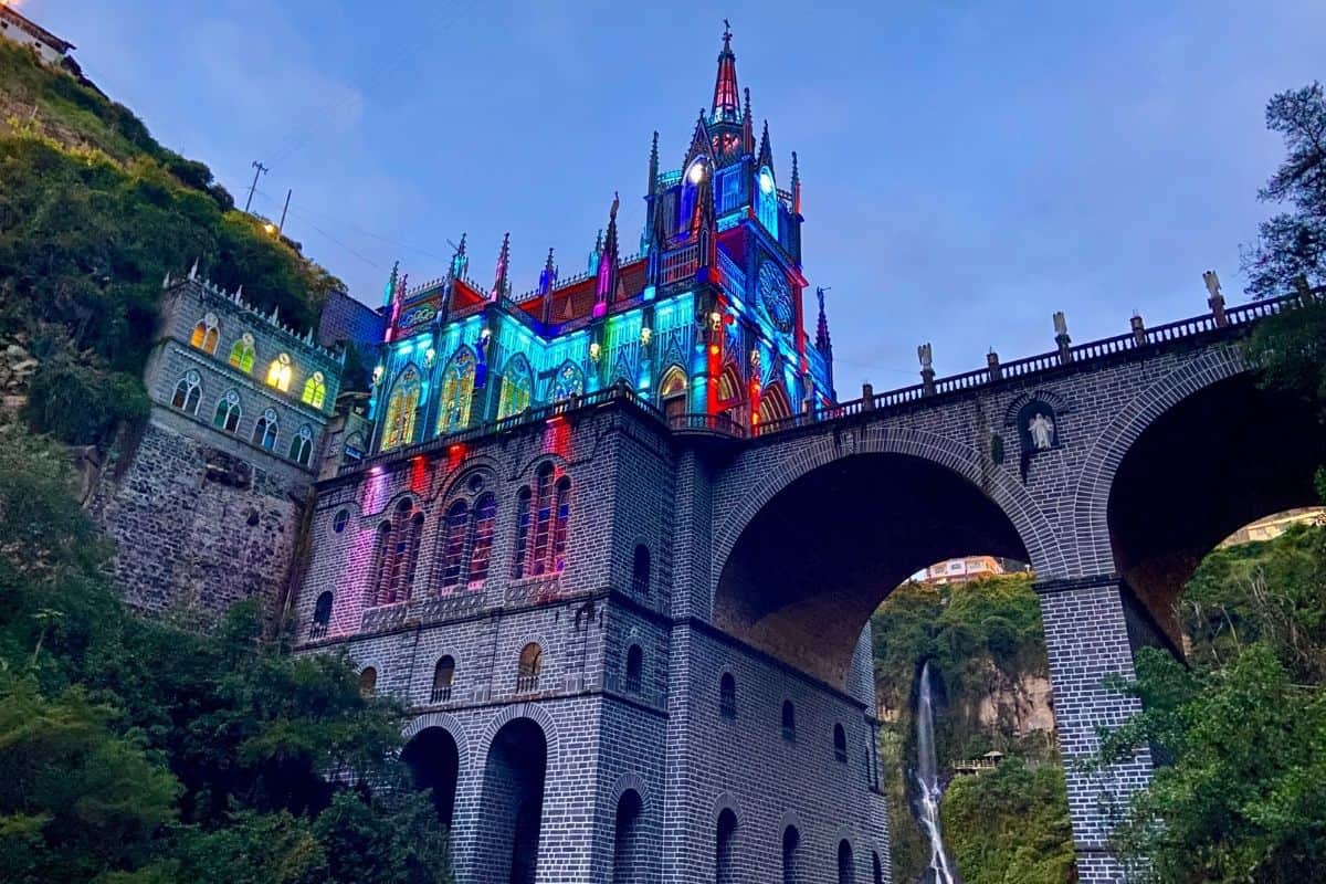 At night, the Las Lajas Sanctuary becomes a blazing multicolor light show. This article is all about Las Lajas Sanctuary facts.